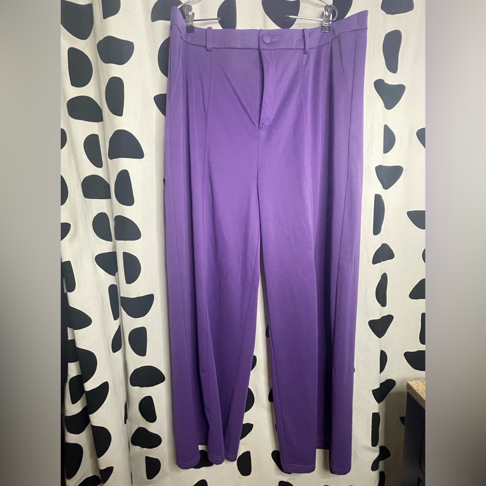 BRAND NEW*NEVER WORN